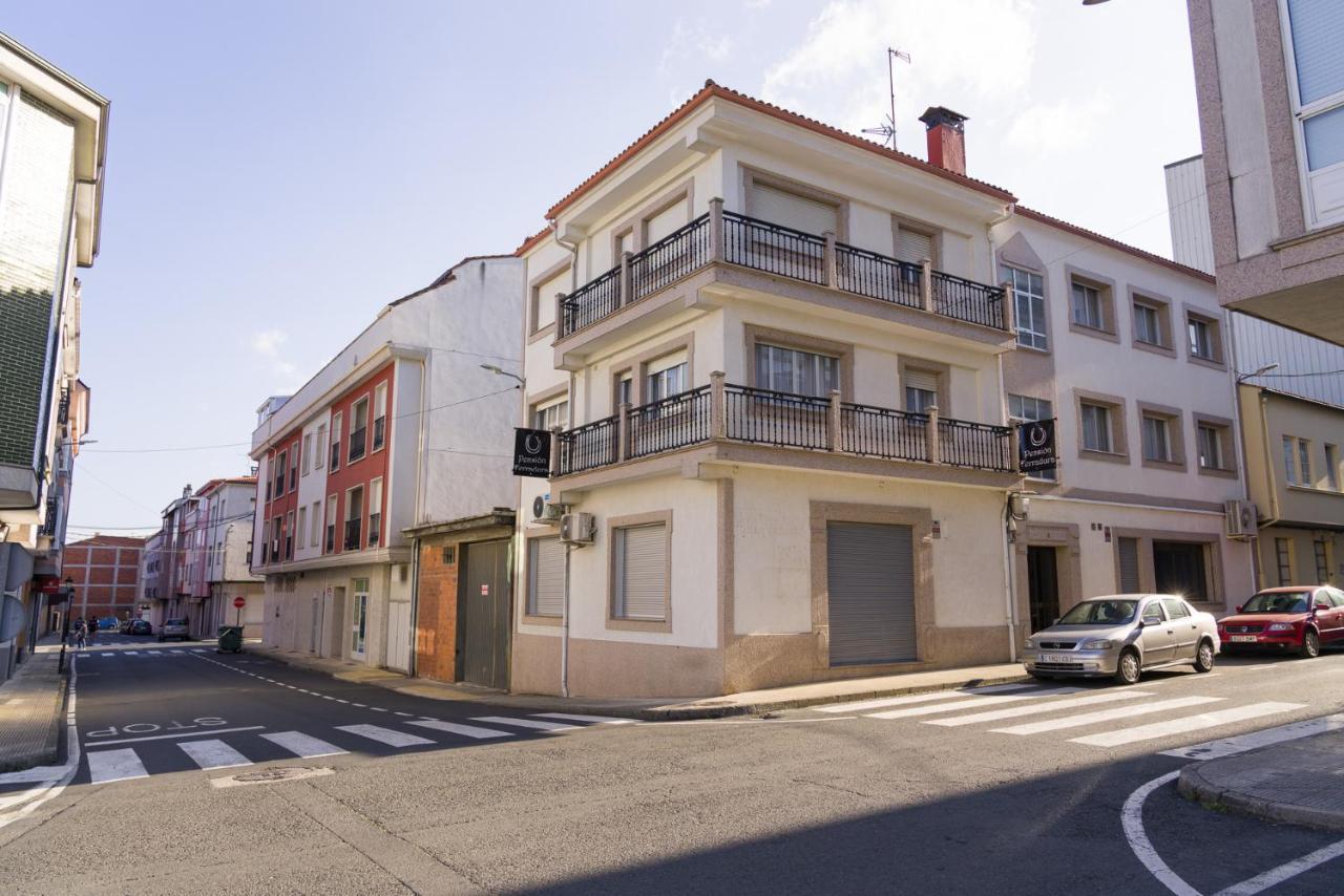 Pensión Ferradura Melide Exterior foto